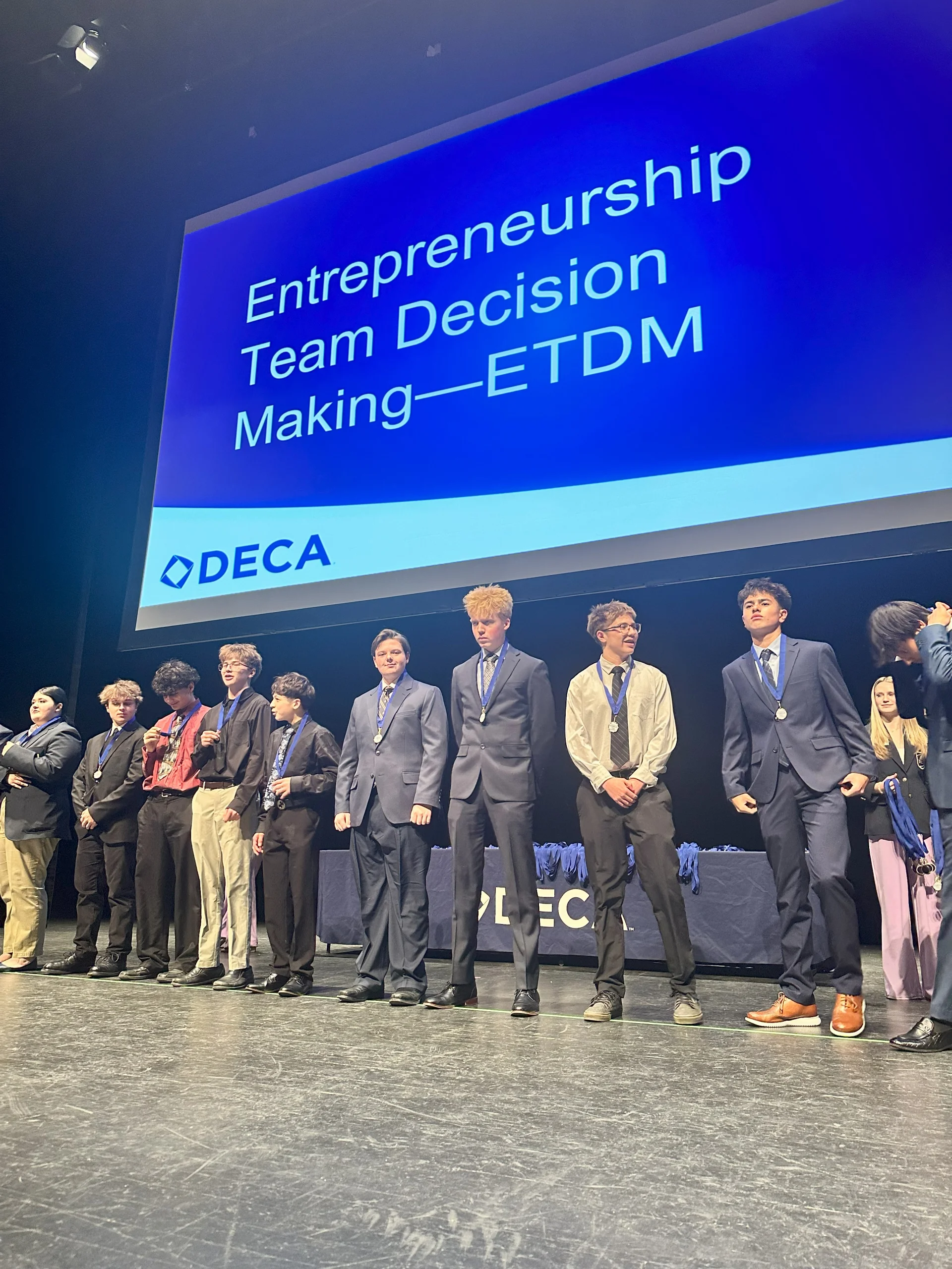 Deca6.webp