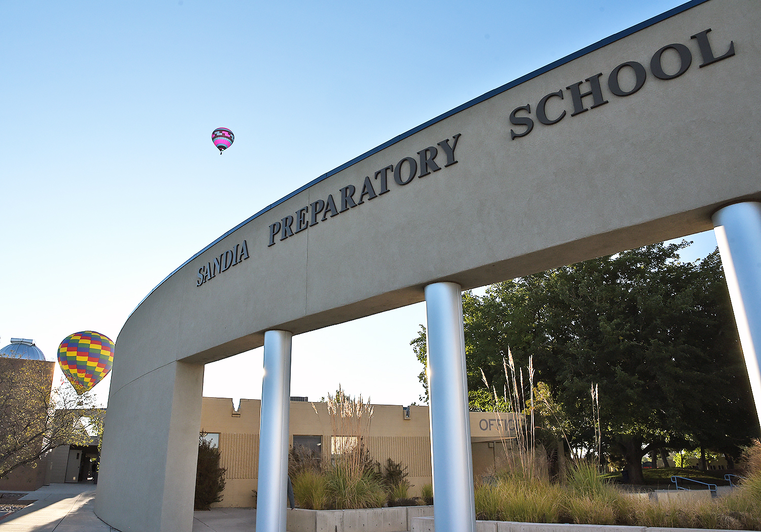tour campus